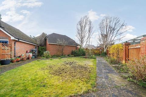 3 Andover Drive, Fleet, GU51 1BA