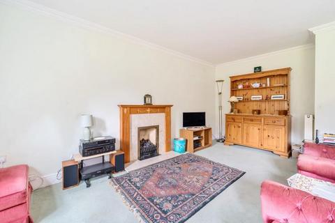 3 Andover Drive, Fleet, GU51 1BA