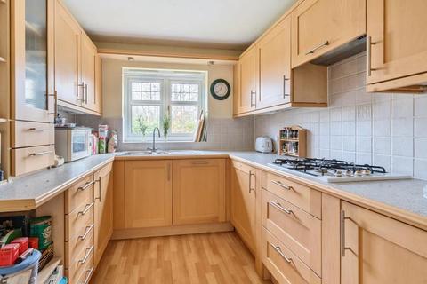 3 Andover Drive, Fleet, GU51 1BA