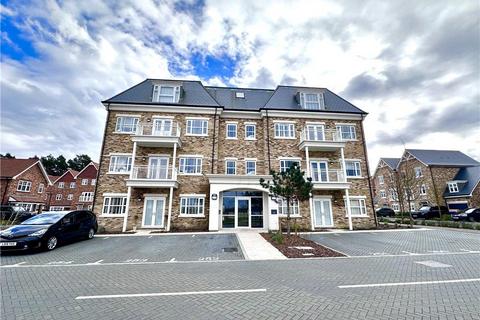 2 bedroom apartment for sale, Sundew Avenue, Fleet GU51