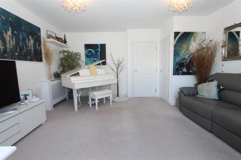 4 bedroom house for sale, Diamond Jubilee Way, Carshalton SM5