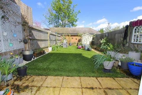 11 Diamond Jubilee Way, Carshalton, SM5 4AS