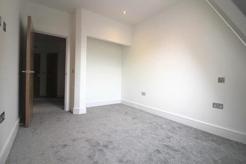 2 bedroom apartment for sale, Park Street, Surrey GU15