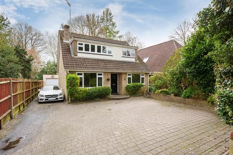 4 bedroom detached house for sale, Gally Hill Road, Church Crookham GU52