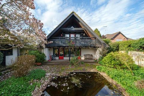 Hollywell Copes Lane, Bramshill, Hook, RG27 0RQ
