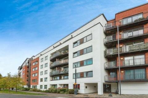 Camberley - 2 bedroom apartment for sale