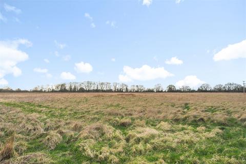 19 Clover Lane, Yateley, GU46 6LN