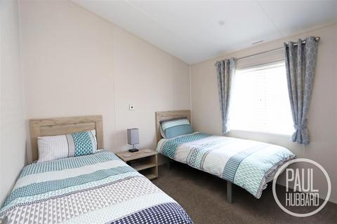 2 bedroom mobile home for sale, Broadland Sands, Coast Road, Corton, NR32