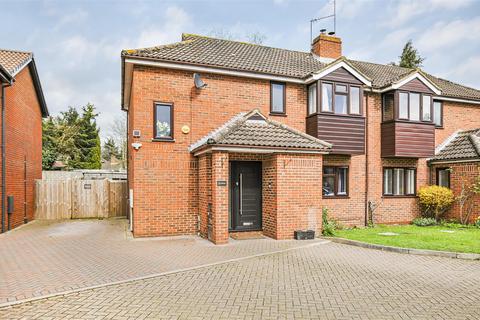 4 bedroom semi-detached house for sale, Ryall Close, Bricket Wood, St. Albans