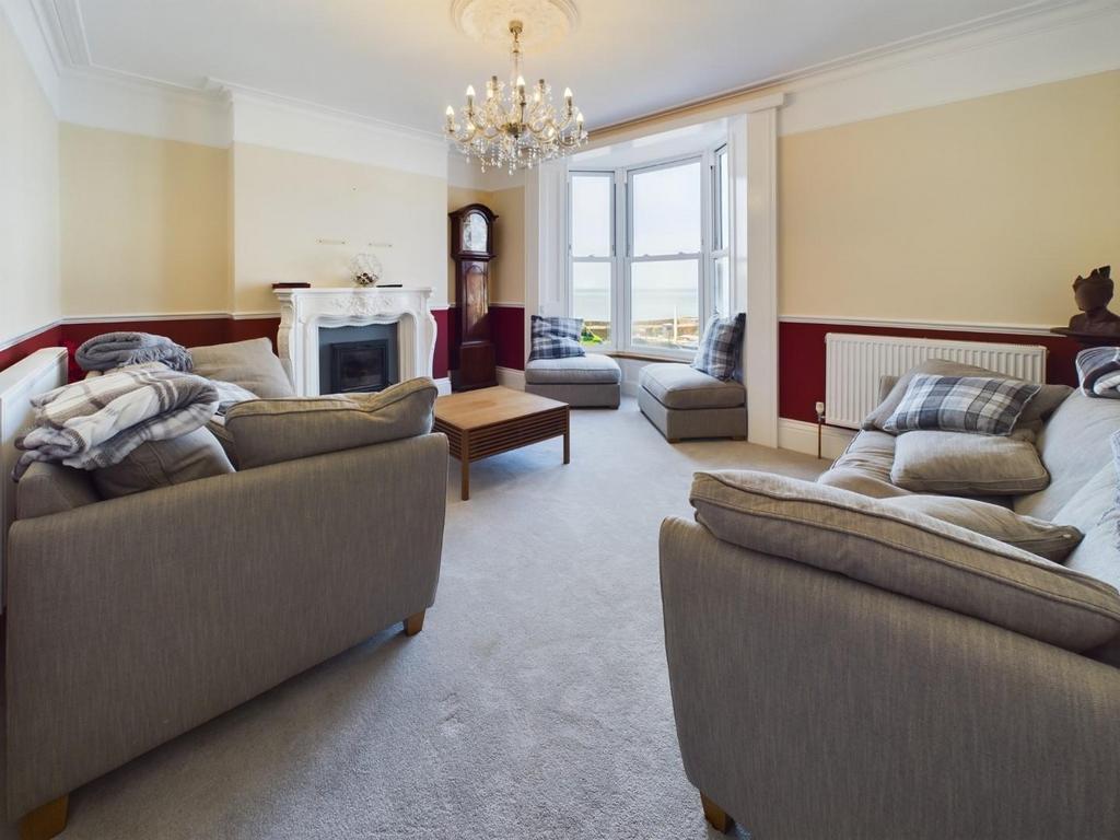 Living Room with Sea View.jpg
