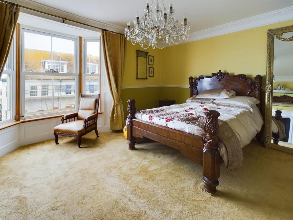 Bedroom 1 b.jpg
