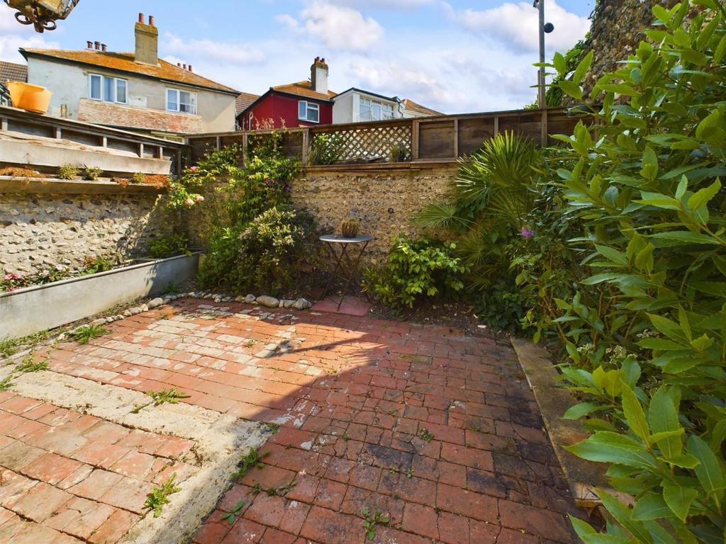 Rear Courtyard.jpg