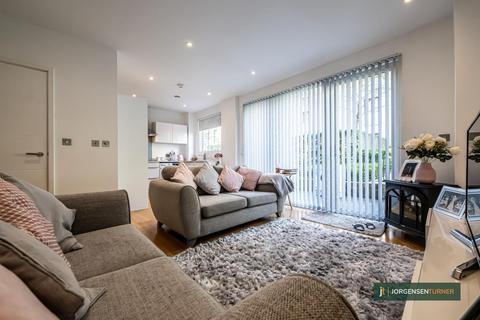 1 bedroom flat for sale, Cambridge Avenue, London, NW6