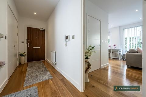 1 bedroom flat for sale, Cambridge Avenue, London, NW6