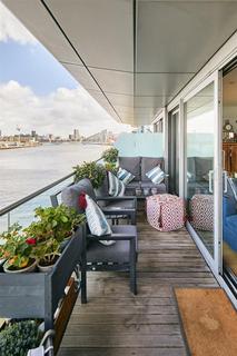 2 bedroom apartment for sale, Riverside Quarter, Wandsworth, SW18