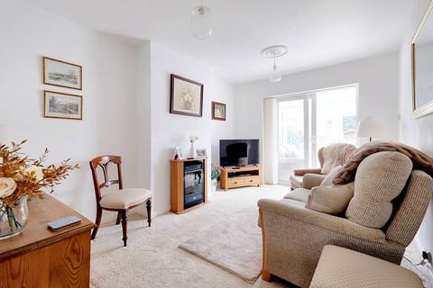 10 Tylers Close, Chelmsford, CM2 9DY