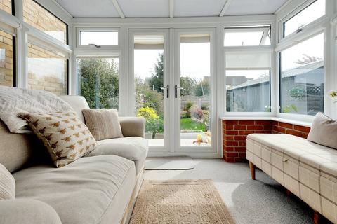 10 Tylers Close, Chelmsford, CM2 9DY
