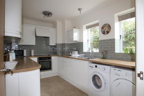 2 bedroom apartment for sale, The Plains, Totnes