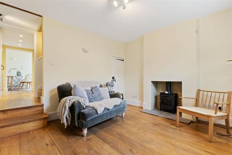 2 bedroom terraced house for sale, Petworth Road, Haslemere