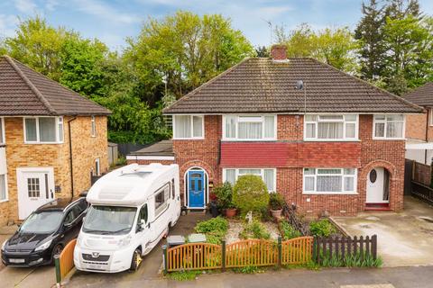 3 bedroom semi-detached house for sale - Sedley Close, Aylesford