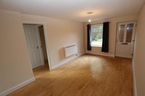 1 bedroom maisonette to rent, Avonbank Close, Walkwood, Redditch, B97 5XR