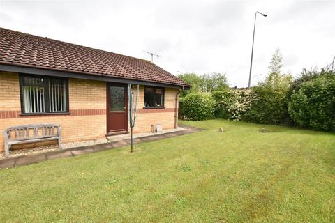1 bedroom semi-detached bungalow for sale, St. Marys Court, Speedwell Crescent, Scunthorpe, Lincolnshire