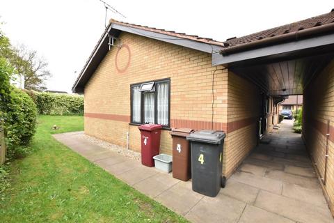 1 bedroom semi-detached bungalow for sale, St. Marys Court, Speedwell Crescent, Scunthorpe, Lincolnshire