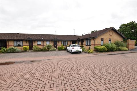 1 bedroom semi-detached bungalow for sale, St. Marys Court, Speedwell Crescent, Scunthorpe, Lincolnshire