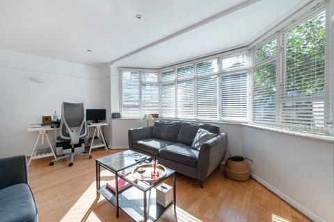 1 bedroom flat to rent, The Avenue, Chiswick W4