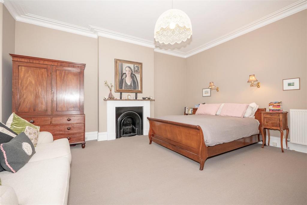 Bedroom 1 Aspect 2