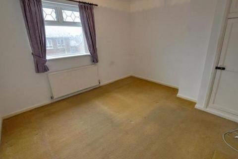 34 Bryngolau, Llanelli, SA14 8PN