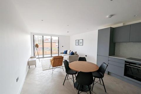 2 bedroom flat to rent, Durnsford House, 138-140 Durnsford Road, London SW19