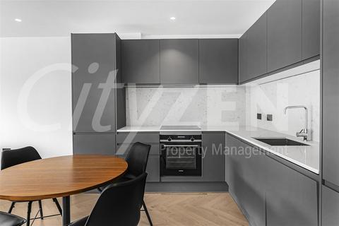 2 bedroom flat to rent, Durnsford House, 138-140 Durnsford Road, London SW19