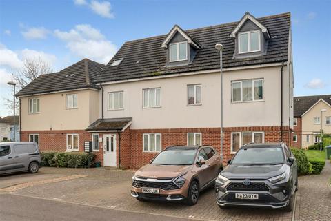 1 bedroom apartment for sale, Chandlers Close, West Molesey