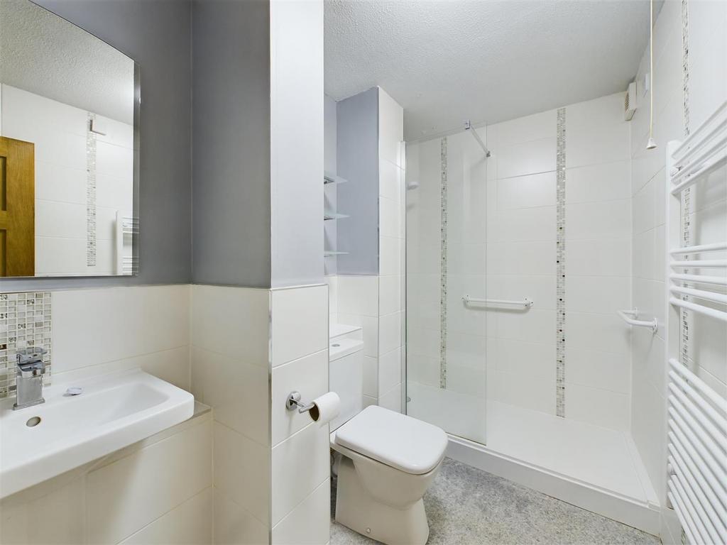 CAM02546 G0-PR0098-STILL006.jpg