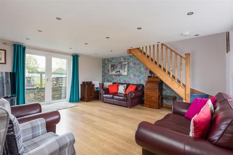 5 bedroom detached house for sale, Wilton, Pickering