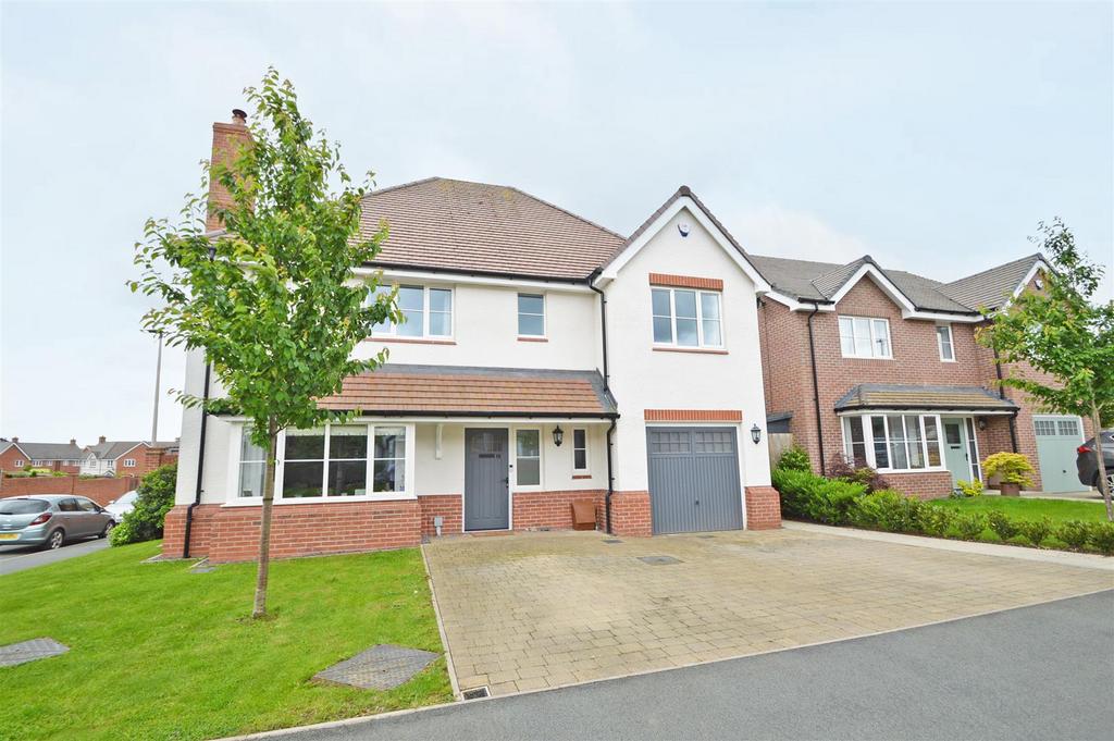 Drapers Rise, Shrewsbury 4 bed detached house for sale - £525,000