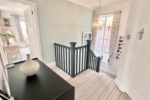 Greenwoods Esplanade Road, Portishead, Bristol, BS20 7HB