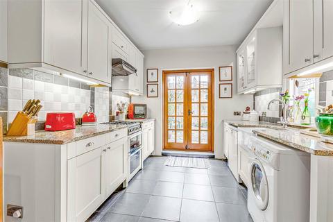 3 bedroom terraced house for sale, Grove Road, Barnes, London, SW13