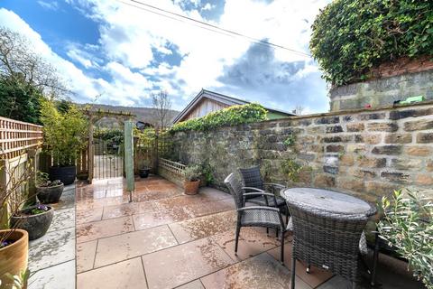 69 Bondgate, Otley, LS21 3AB
