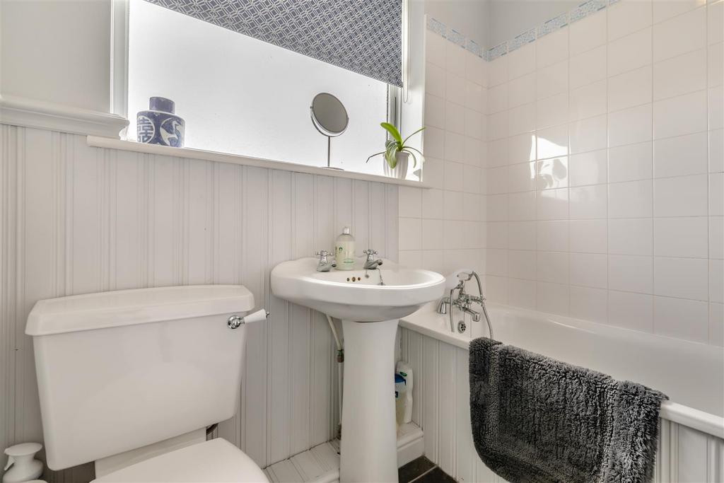 8591661-interior03.jpg