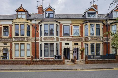 3 bedroom flat to rent, Romilly Road, Cardiff CF5