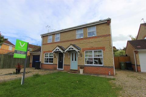 3 bedroom semi-detached house to rent, Raddive Close, Newton Aycliffe