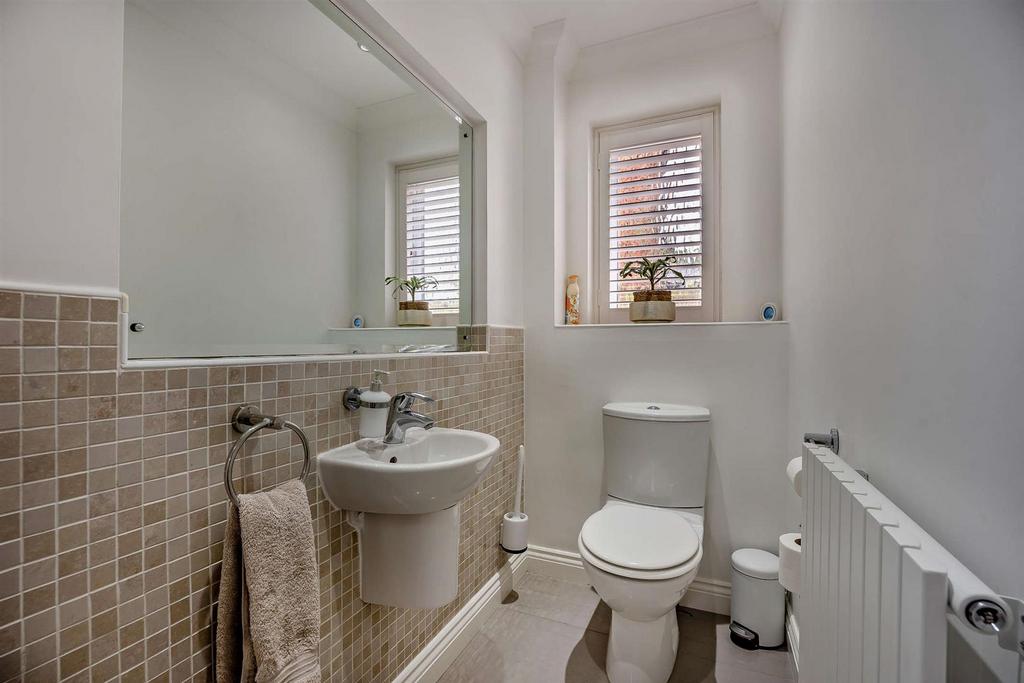8589296-interior18-800.jpg