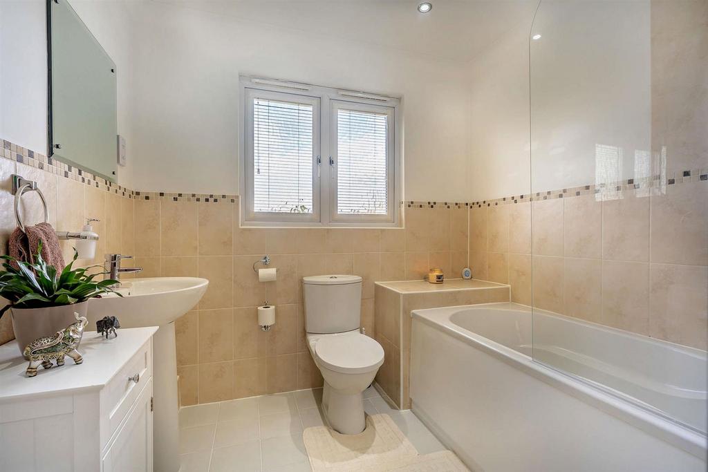 8589296-interior04-800.jpg