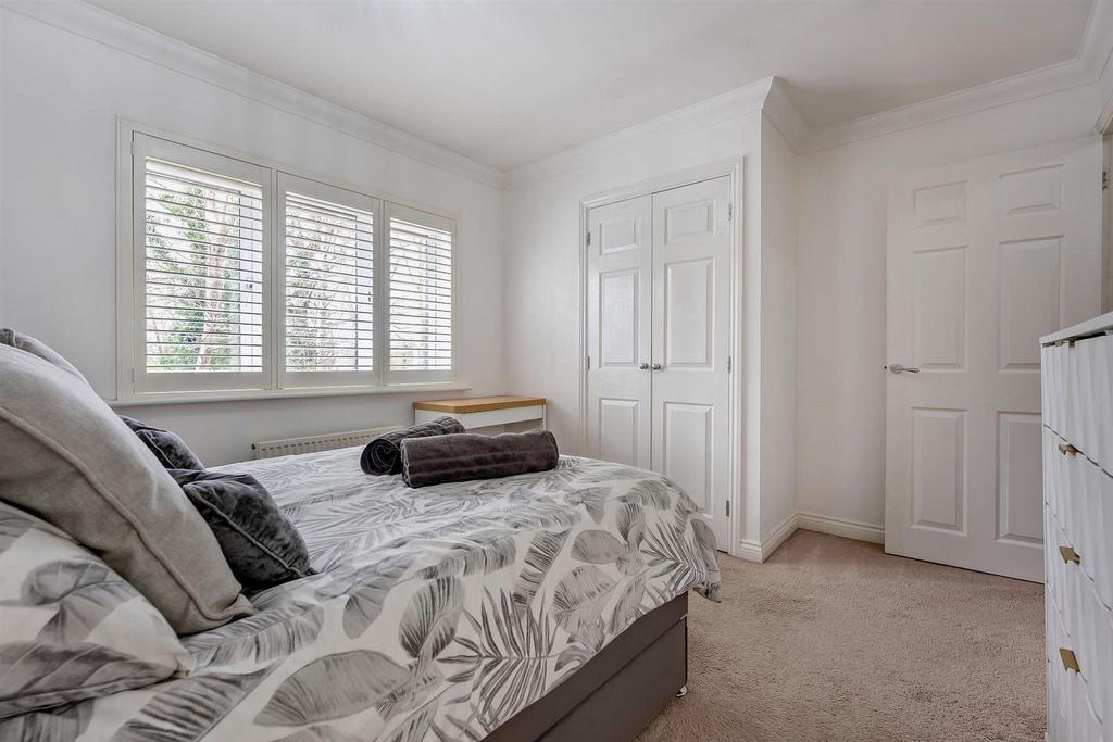 8589296-interior06-800.jpg