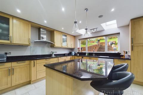 5 bedroom semi-detached house for sale, Brancaster Lane, Purley