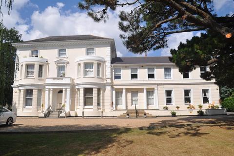 Studio for sale, Haystoun House, Eastbourne