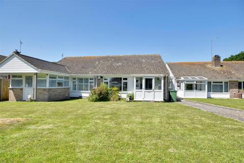 2 bedroom bungalow for sale, Winchelsea Beach