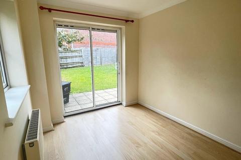 3 bedroom detached house to rent, Monxton Close, Salisbury SP1
